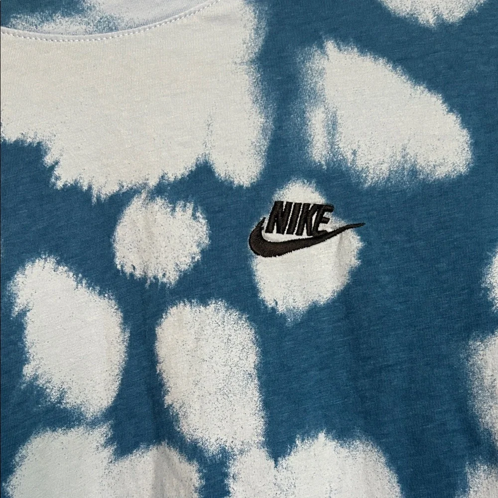 Nike Blue and White Tie-Dye T-Shirt sz: m